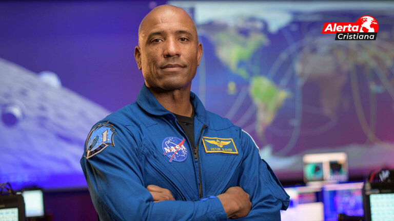 El_cristiano_Victor_Glover_será_uno_de_los_primeros_en_ir_a_la_luna