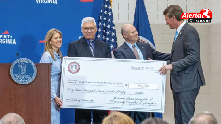 El_gobernador_de_Virginia,_Glenn_Youngkin_dona_$43,725_a_una_organización