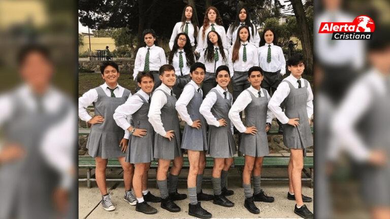 El gobierno de México aprobó una ley de uniforme neutral para los estudiantes