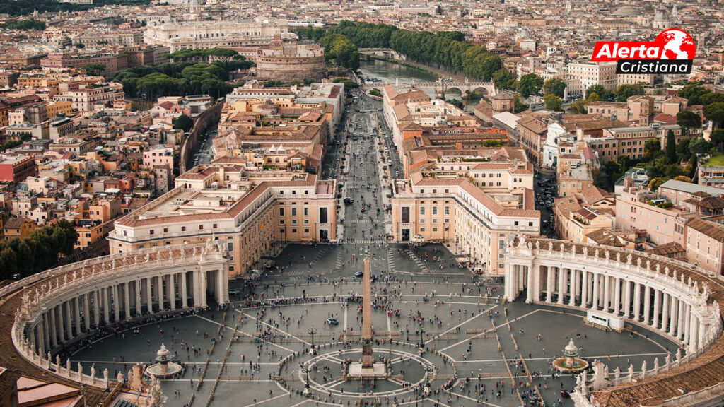 Hombre intenta entrar al Vaticano a la fuerza y queda detenido