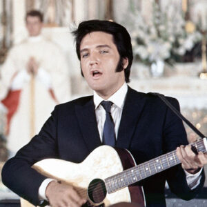 Después de 45 años del Fallecimiento de Elvis Presley venden su biblia por 95 mil dólares