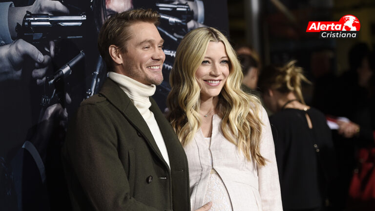 El actor Chad Michael Murray da una lección y dice Dios y la familia es primero