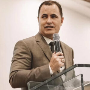 La_policía_acusó_a_un_supuesto_pastor_de_realizar_estafas_en_nombre