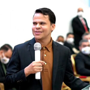 Pastor_dijo_que_los_hijos_de_los_creyentes_serán_resistencia_contra