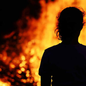 Un_falso_pastor_prendió_en_fuego_a_una_mujer_durante_un_ritual_de