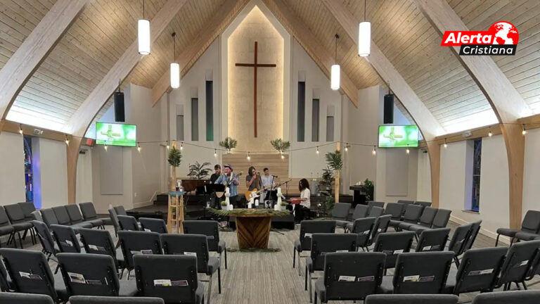 Una_iglesia_en_Texas_realizo_un_servicio_de_adoración_dirigido_por