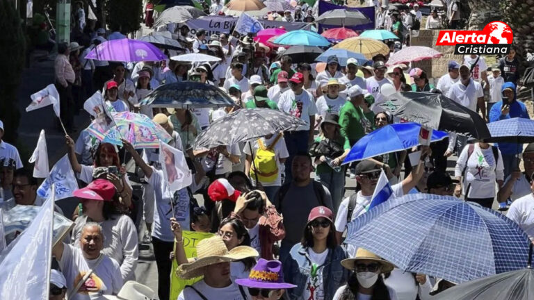 En_México_la_Marcha_para_Jesús_reunió_a_miles_de_cristianos_para