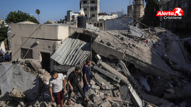 En_una_iglesia_de_Gaza_murieron_18_cristianos_luego_de_un_ataque