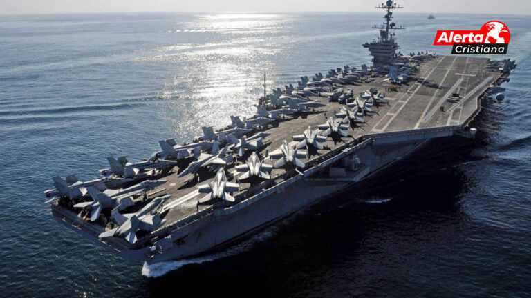 Estados_Unidos_envió_destructores_y_un_portaaviones_para_apoyar