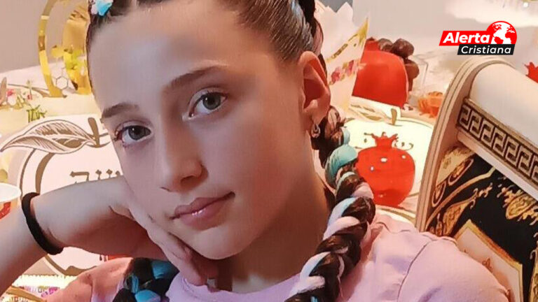Una_semana_después_de_sufrir_un_paro_cardíaco,_una_niña_israelí