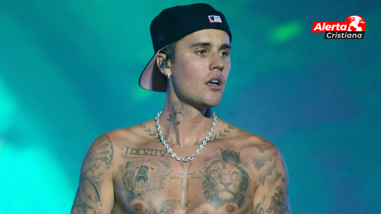 Justin_Bieber,_sorprendió_al_pedir_a_sus_casi,_300_millones_de_seguidores