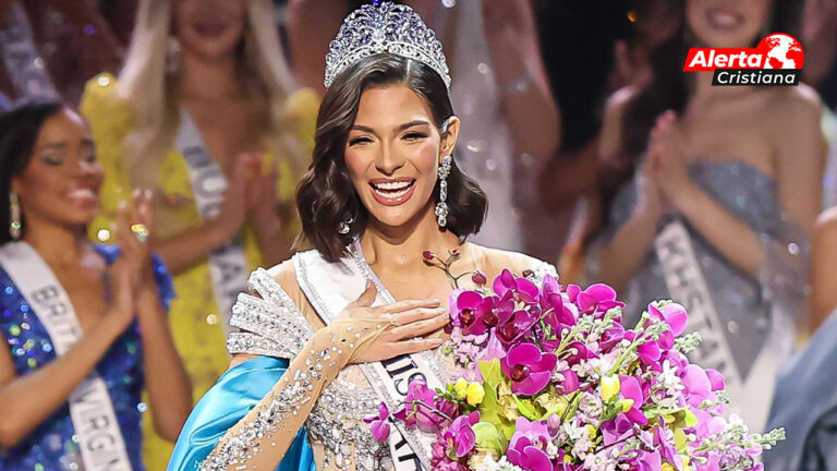 Miss Universo 2023 sorprende al agradecer a Dios tras ganar el certamen de belleza