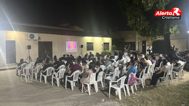 Un_pastor_hizo_una_campaña_para_poder_comprar_un_terreno_para_iglesia