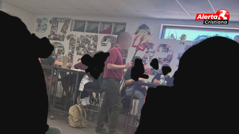 Un_profesor_causó_indignación_por_burlarse_de_estudiantes_cristianos