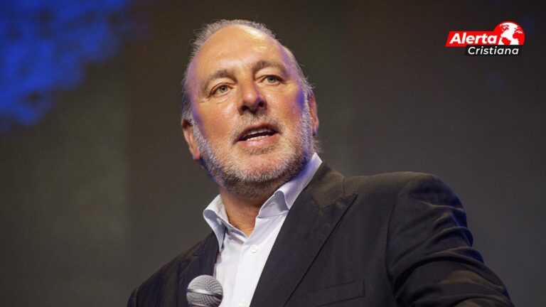 Brian Houston ex pastor de la iglesia Hillsong abrirá una nueva iglesia