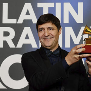 Luego_de_agradecer_a_Dios_por_un_premio,_Marcos_Vidal_ofrecerá_un