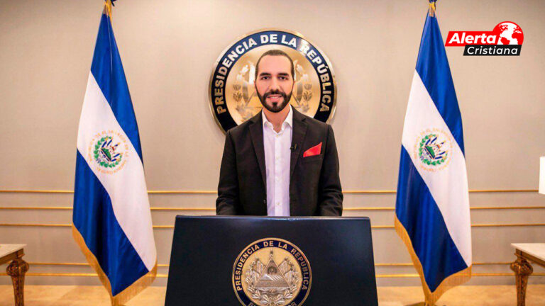 La fe en Jesús de Nayib Bukele marca la diferencia en Latinoamérica y logra una reducción histórica del 50% de homicidios