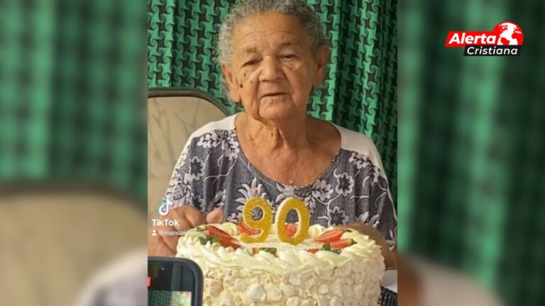 Abuela_de_90_años_pidió_como_regalo_de_cumpleaños_que_«toda_su_familia