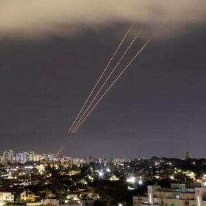 De los 300 drones y misiles lanzados por Irán hacia Israel, el 99% fueron interceptados con éxito