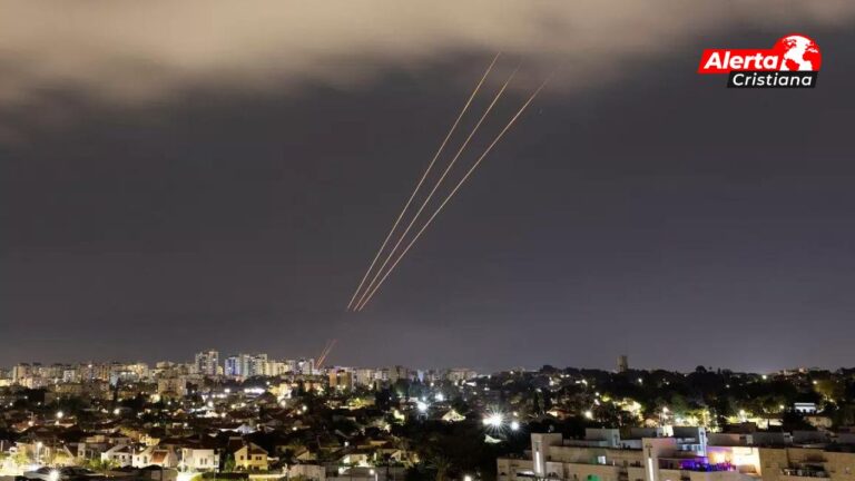 De los 300 drones y misiles lanzados por Irán hacia Israel, el 99% fueron interceptados con éxito