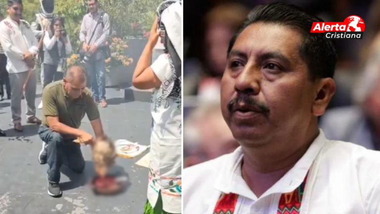 El senador Adolfo Gomez sacrificó una gallina y su sangre fue ofrecida al dios Tlaloc