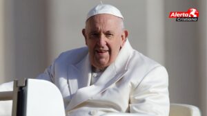 Papa Francisco nombra a su primer sacerdote católico LGBT, quien insinuó relaciones homosexuales entre personajes bíblicos