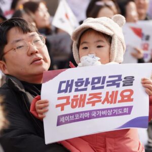 IMPACTANTE 150 mil personas se unen en oración por el futuro de Corea del Sur